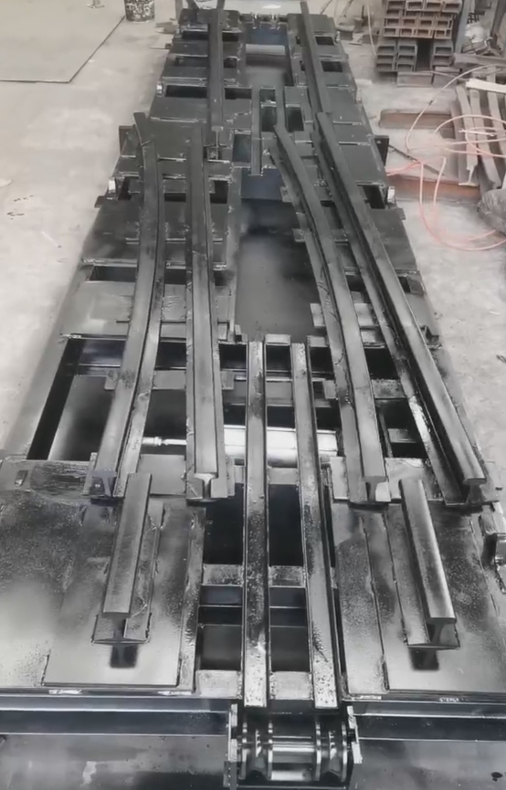 卡軌車道岔